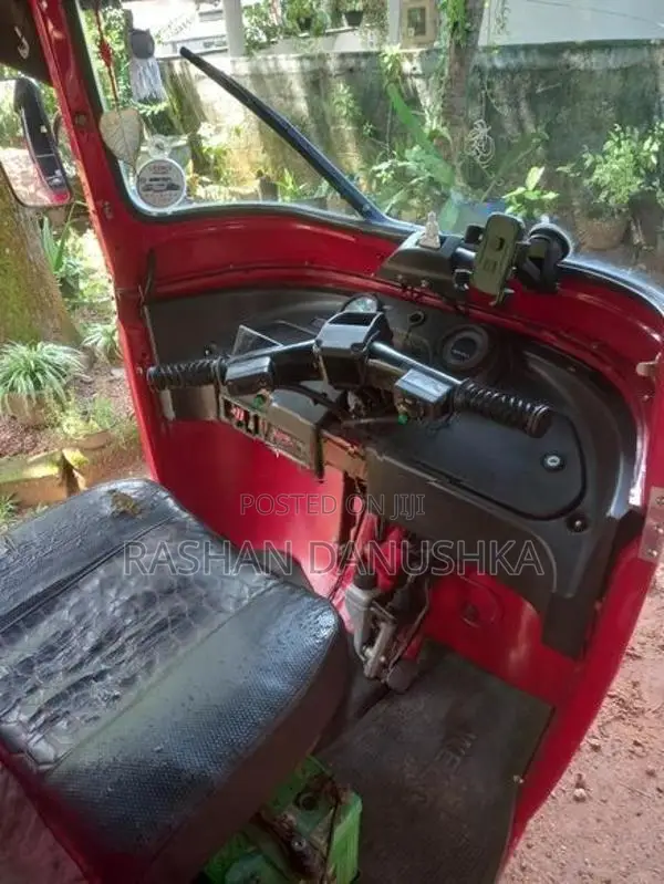 Bajaj RE QQ 175 2008