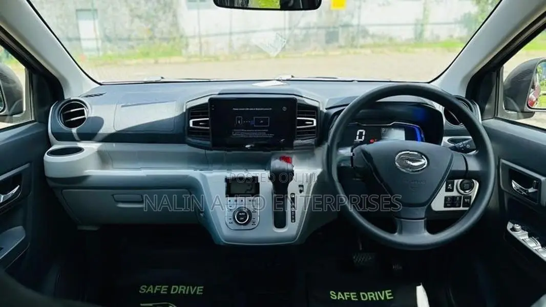 Daihatsu Mira G Grade 2026