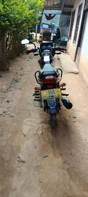 Bajaj Discover 2007