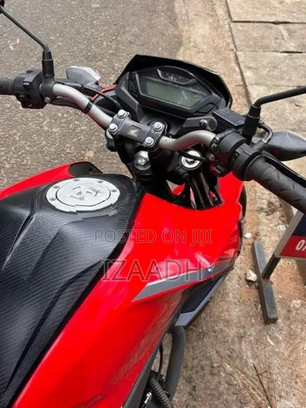 Honda CB Hornet 160R 2018