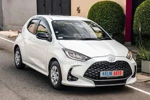 Toyota Yaris G-LED BSM 2026