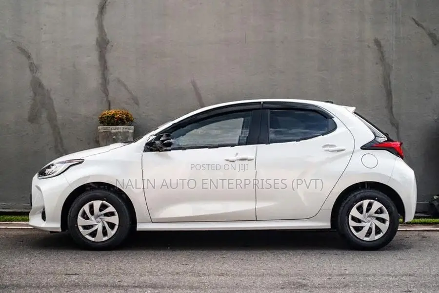 Toyota Yaris G-LED BSM 2026