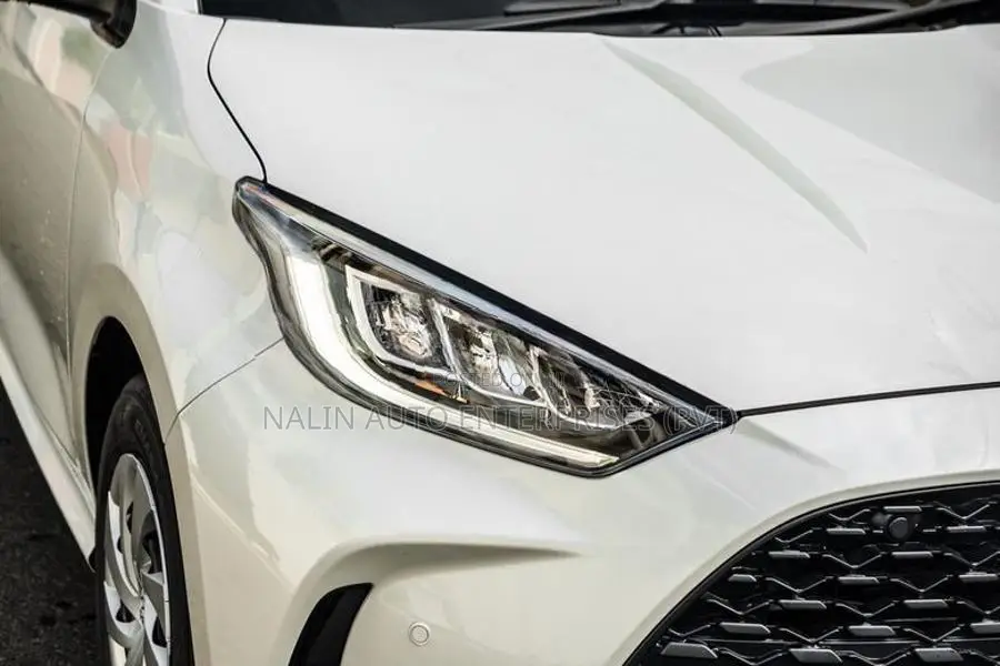 Toyota Yaris G-LED BSM 2026