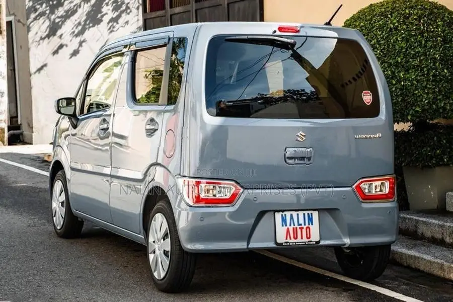 Suzuki Wagon R FX 2025