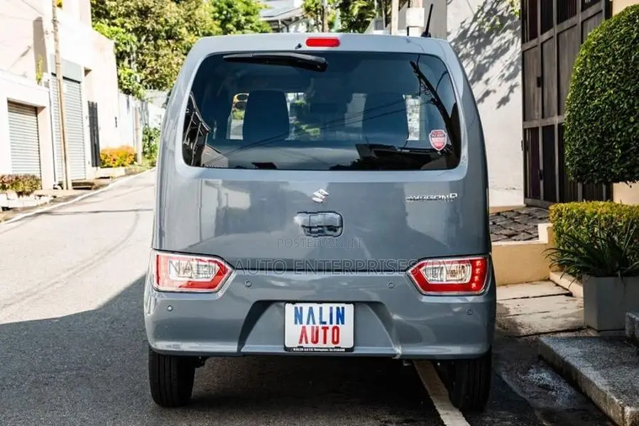 Suzuki Wagon R FX 2025