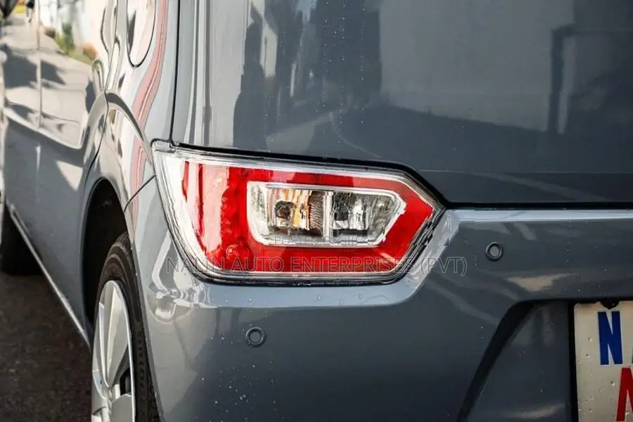 Suzuki Wagon R FX 2025