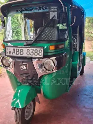 Bajaj RE Three Wheeler 2015