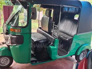 Bajaj RE Three Wheeler 2015