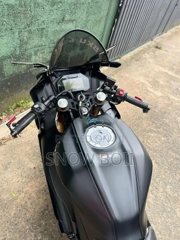 Yamaha R15 V4 2026