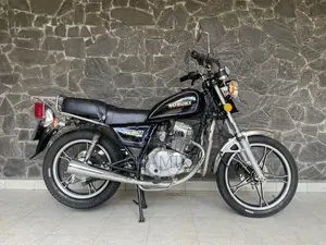 Suzuki GN 125 2021