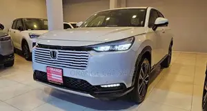 Honda Vezel Z Pre 4way 10 speak< 2024