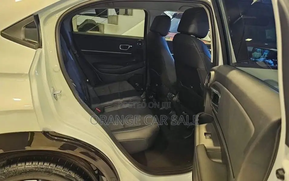 Honda Vezel Z Pre 4way 10 speak< 2024