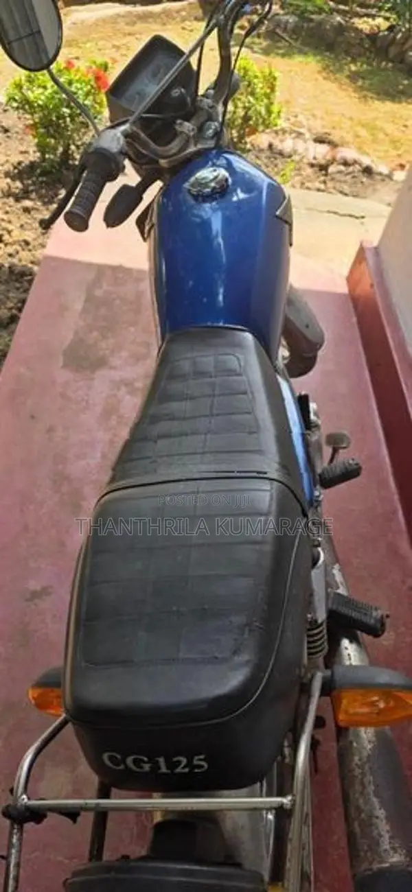 Honda CG125 2002