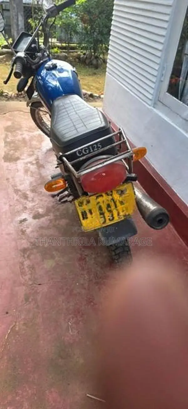 Honda CG125 2002