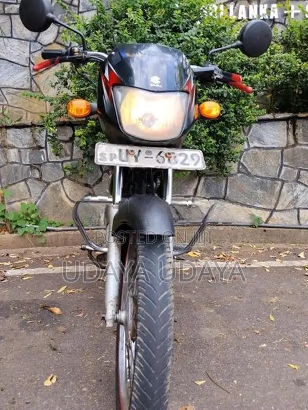 Bajaj CT100 2009
