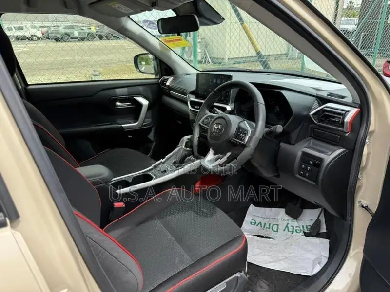 Toyota Raize 1.2 petrol Z 4Way 2024