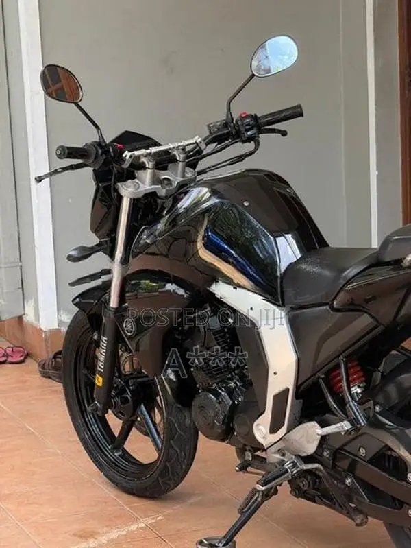 Yamaha FZs V2 2015