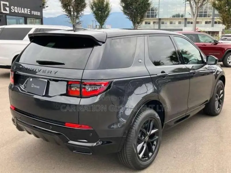 Land Rover Discovery Sport Dynamic HSE P300e 2025