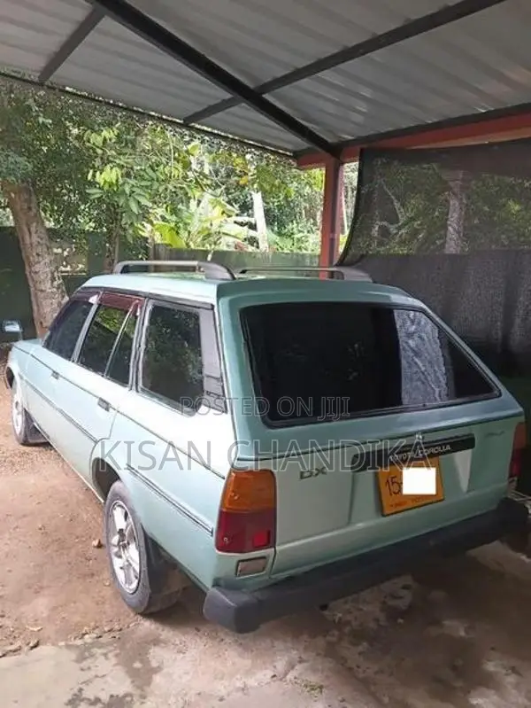 Toyota Corolla KE72 DX Wagon 1985