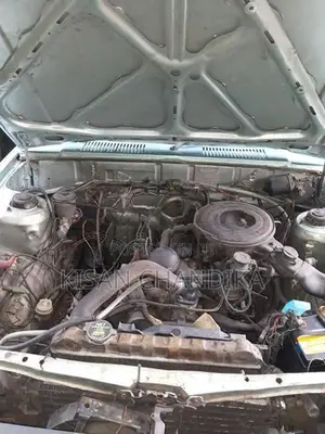 Toyota Corolla KE72 DX Wagon 1985
