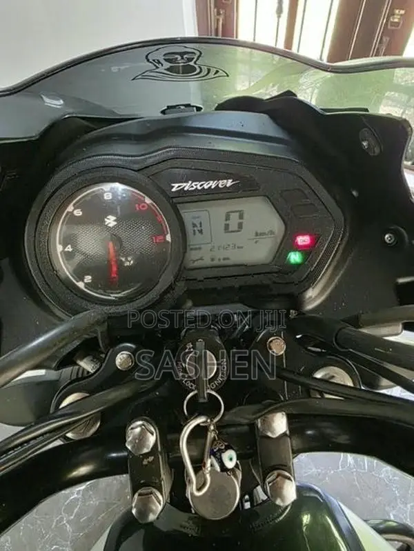 Bajaj Discover 125 2025