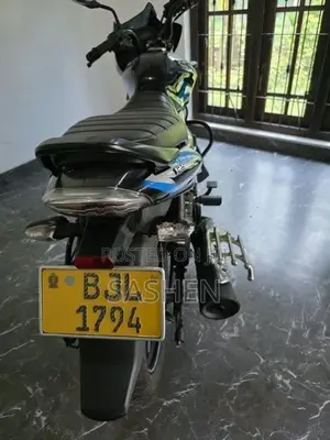 Bajaj Discover 125 2025