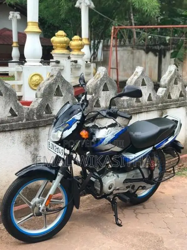 Bajaj CT100 2025