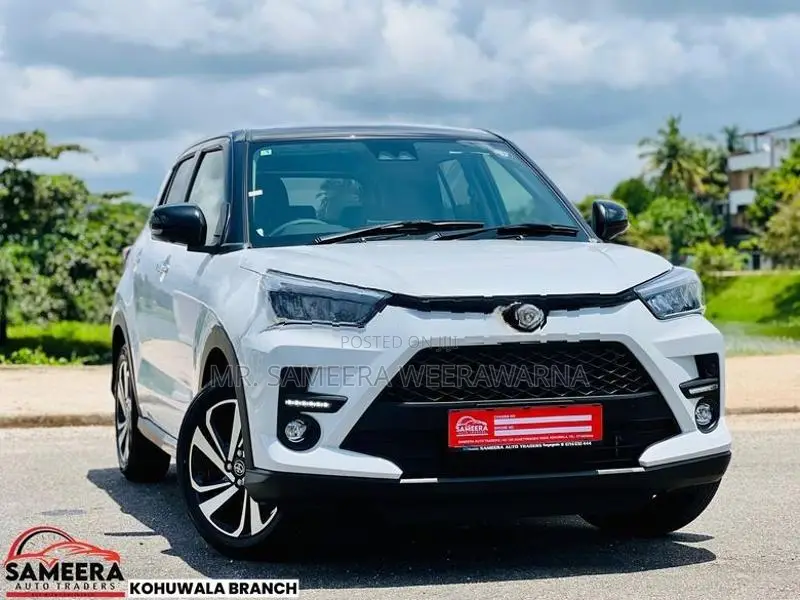 Toyota Raize PETROL 1000 CC 4WD 2026