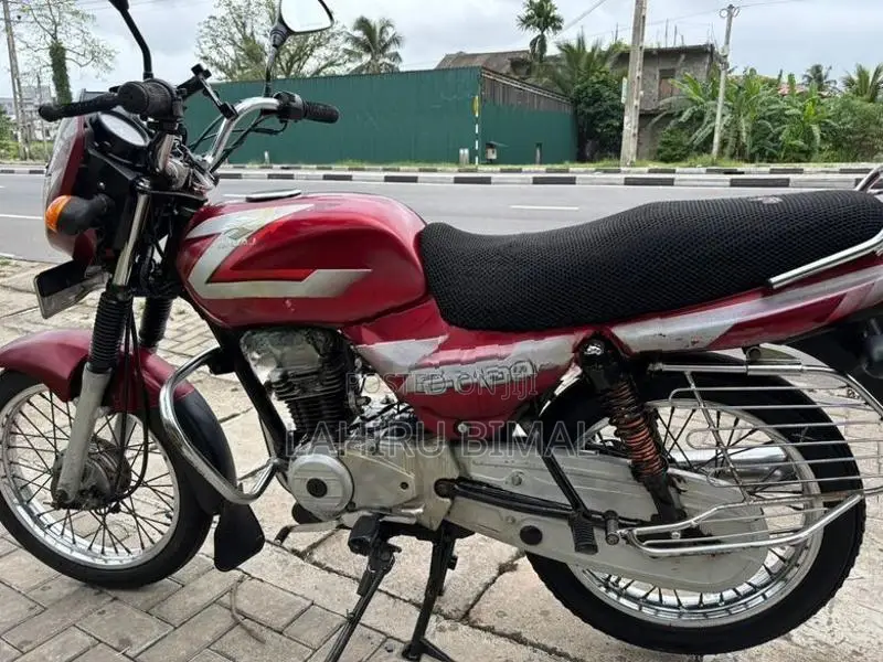 Bajaj CT100 2009