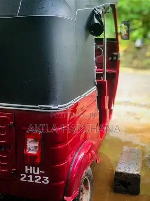Bajaj RE 2003
