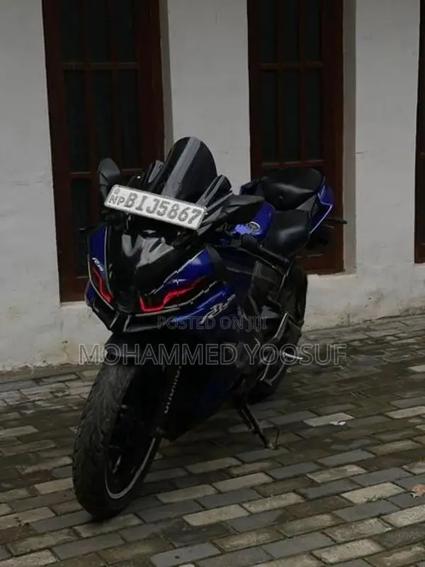 Yamaha R15 2019