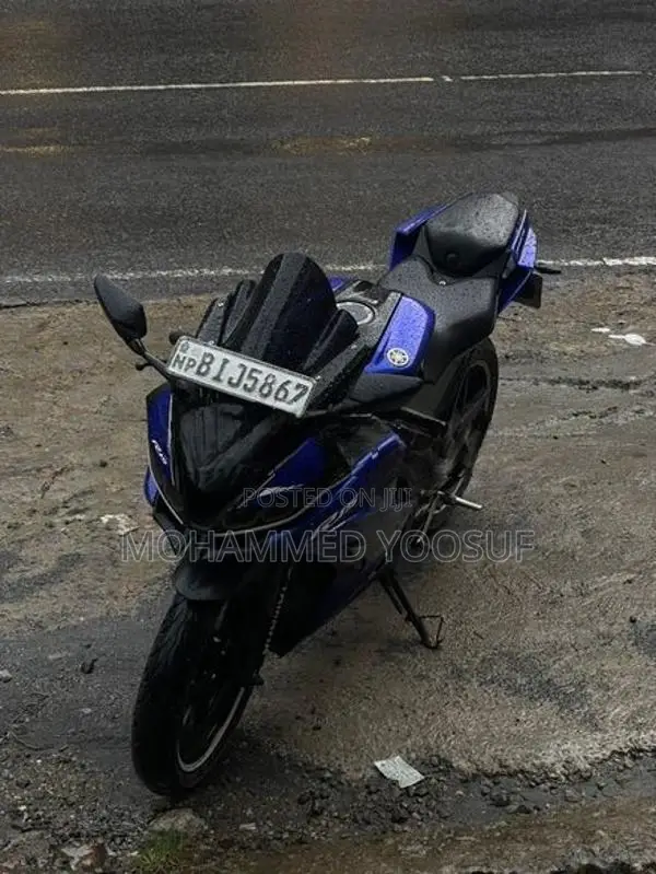 Yamaha R15 2019