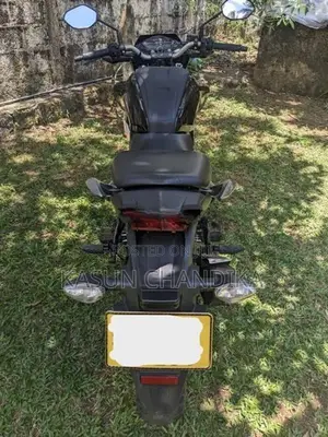 Honda CB Hornet 160R 2016