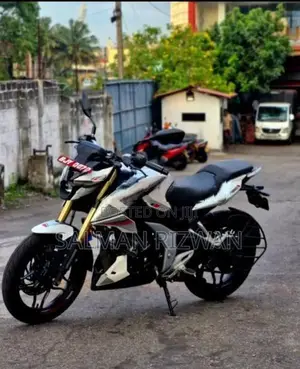 Bajaj Pulsar N160 2025