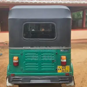 Bajaj RE 2007