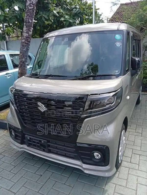 Suzuki Spacia Base 2024