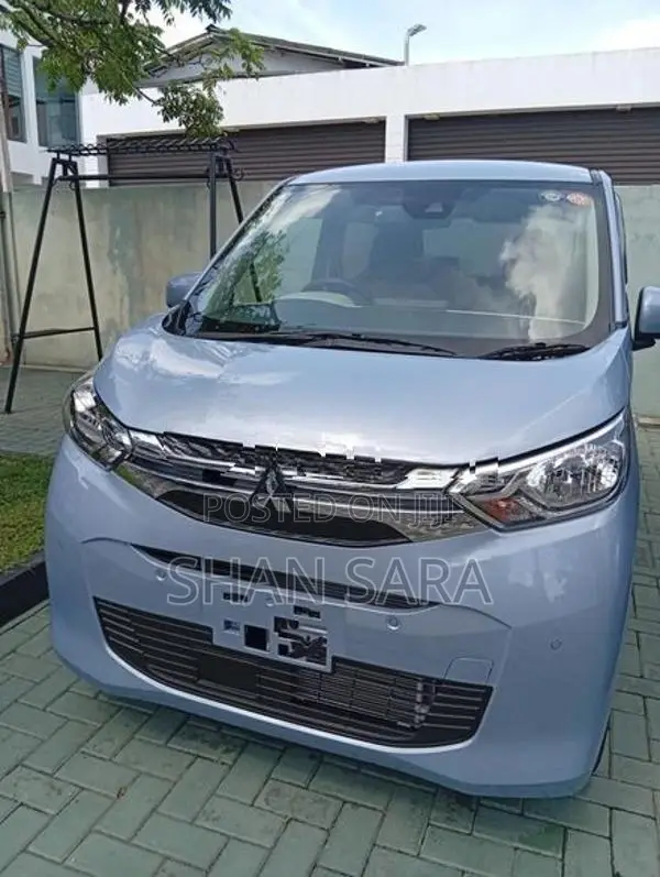 Mitsubishi eK Wagon M 2024