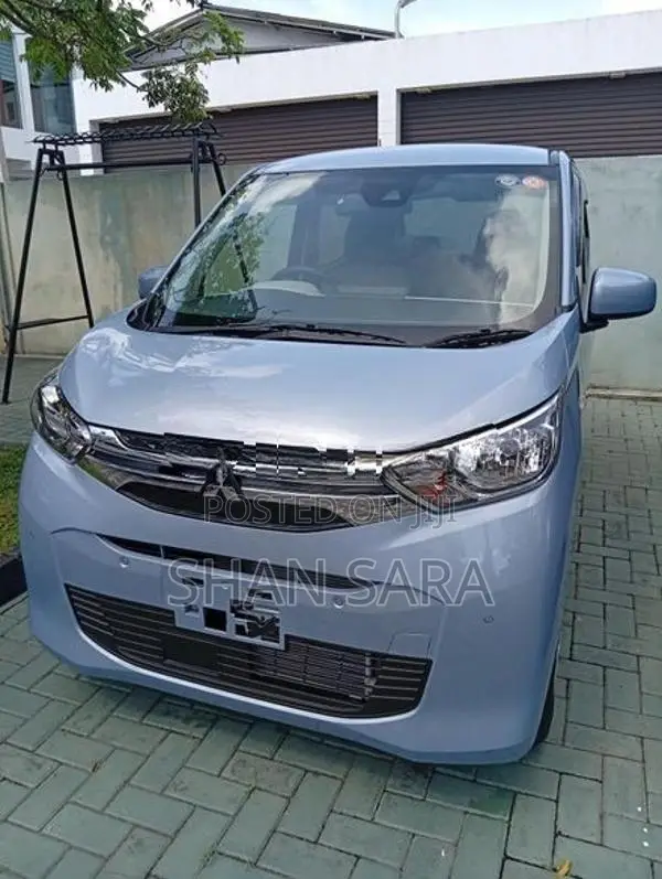 Mitsubishi eK Wagon M 2024