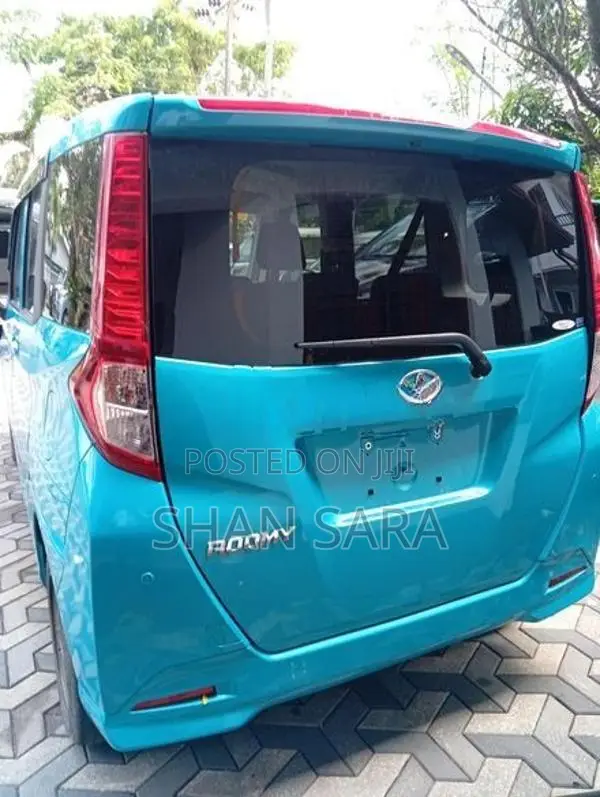 Toyota Roomy X 2024