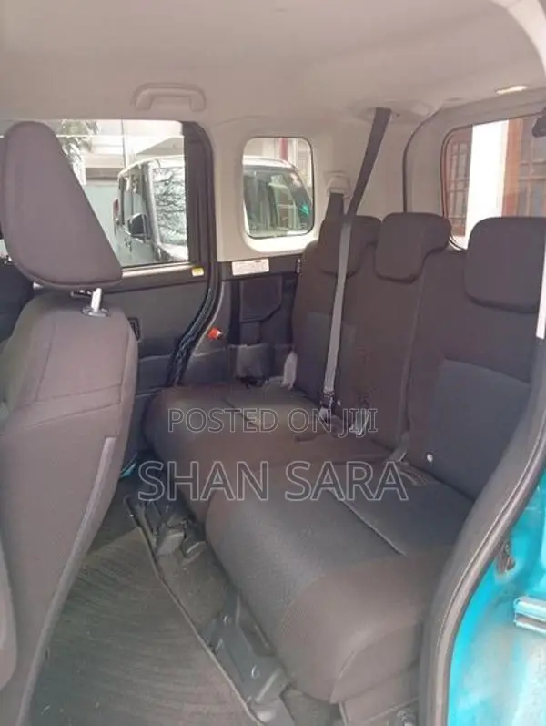 Toyota Roomy X 2024