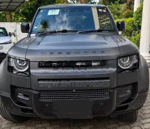 Land Rover Defender 2026