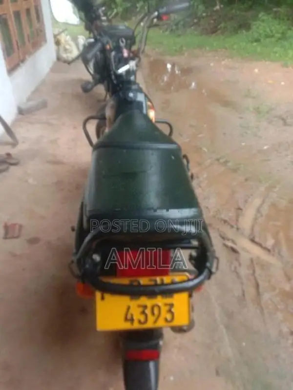 TVS XL 100 2024