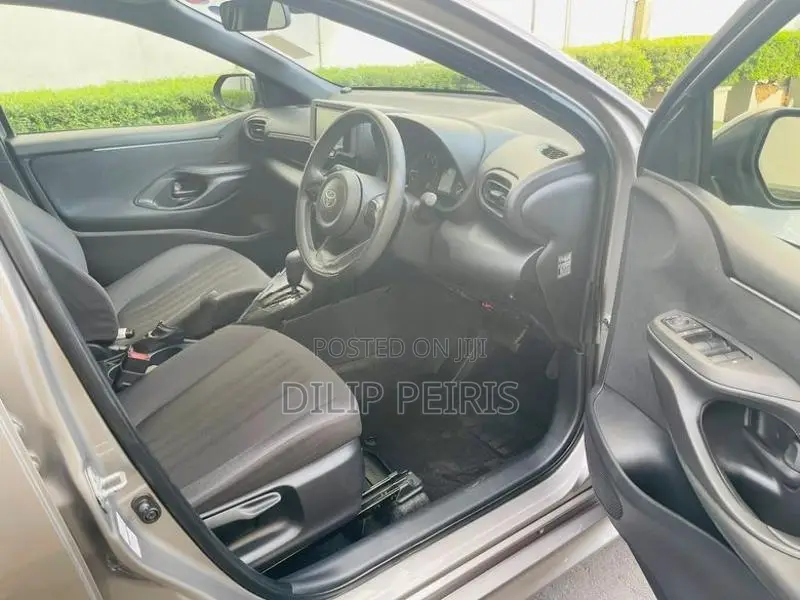 Toyota Yaris X Limited 2024