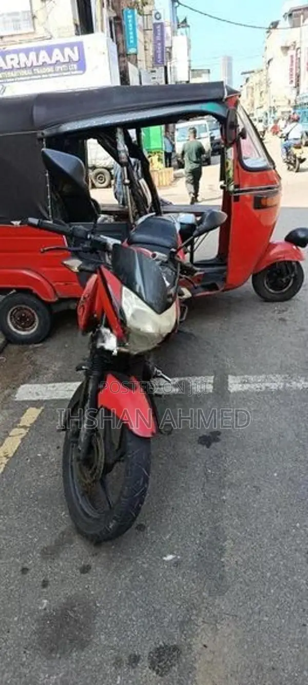 Bajaj Pulsar 135 2010