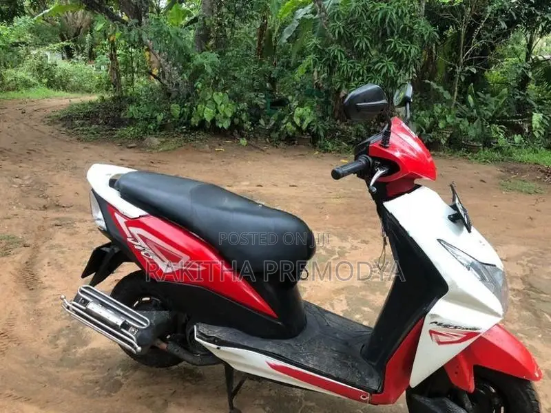 Honda Dio 2015