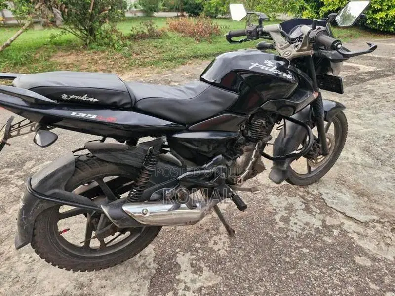Bajaj Pulsar 135 2011