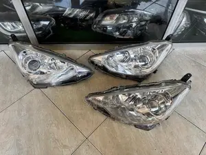 Toyota Aqua Head Light