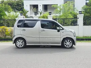 Suzuki Wagon R Stingray Safety 2018