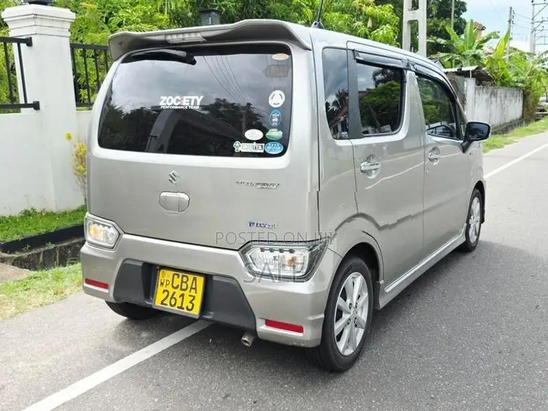 Suzuki Wagon R Stingray Safety 2018