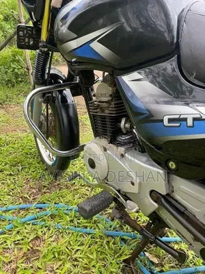 Bajaj CT100 2018
